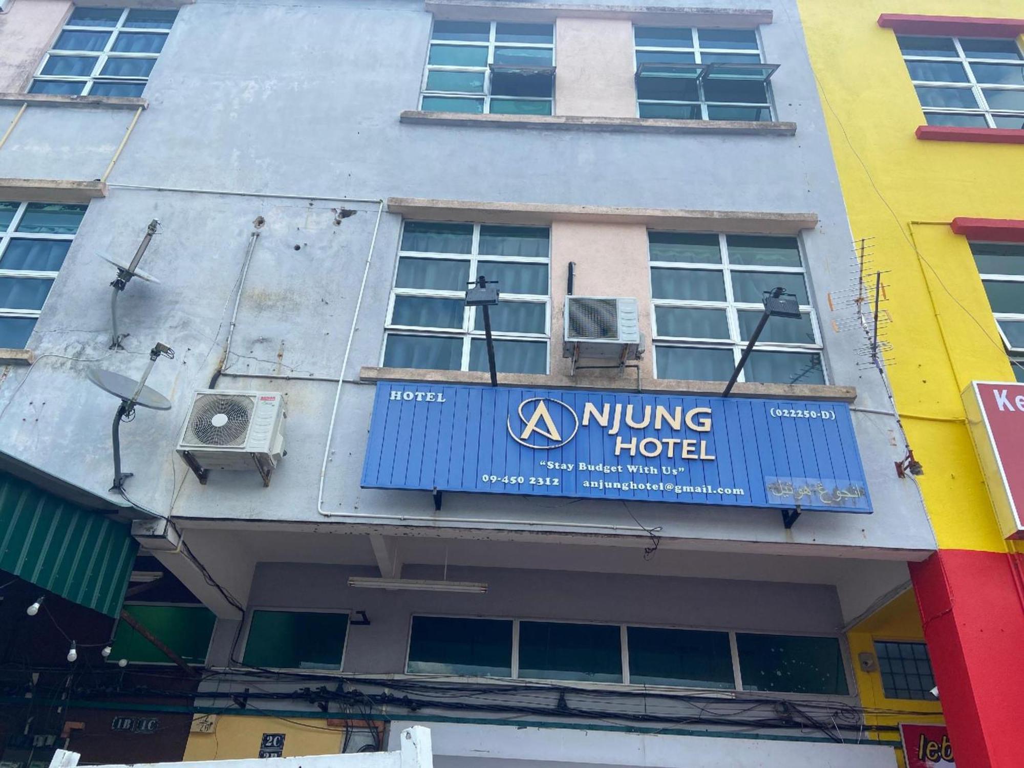 Oyo 91065 Hotel De Anjung Muadzam Shah Exteriör bild